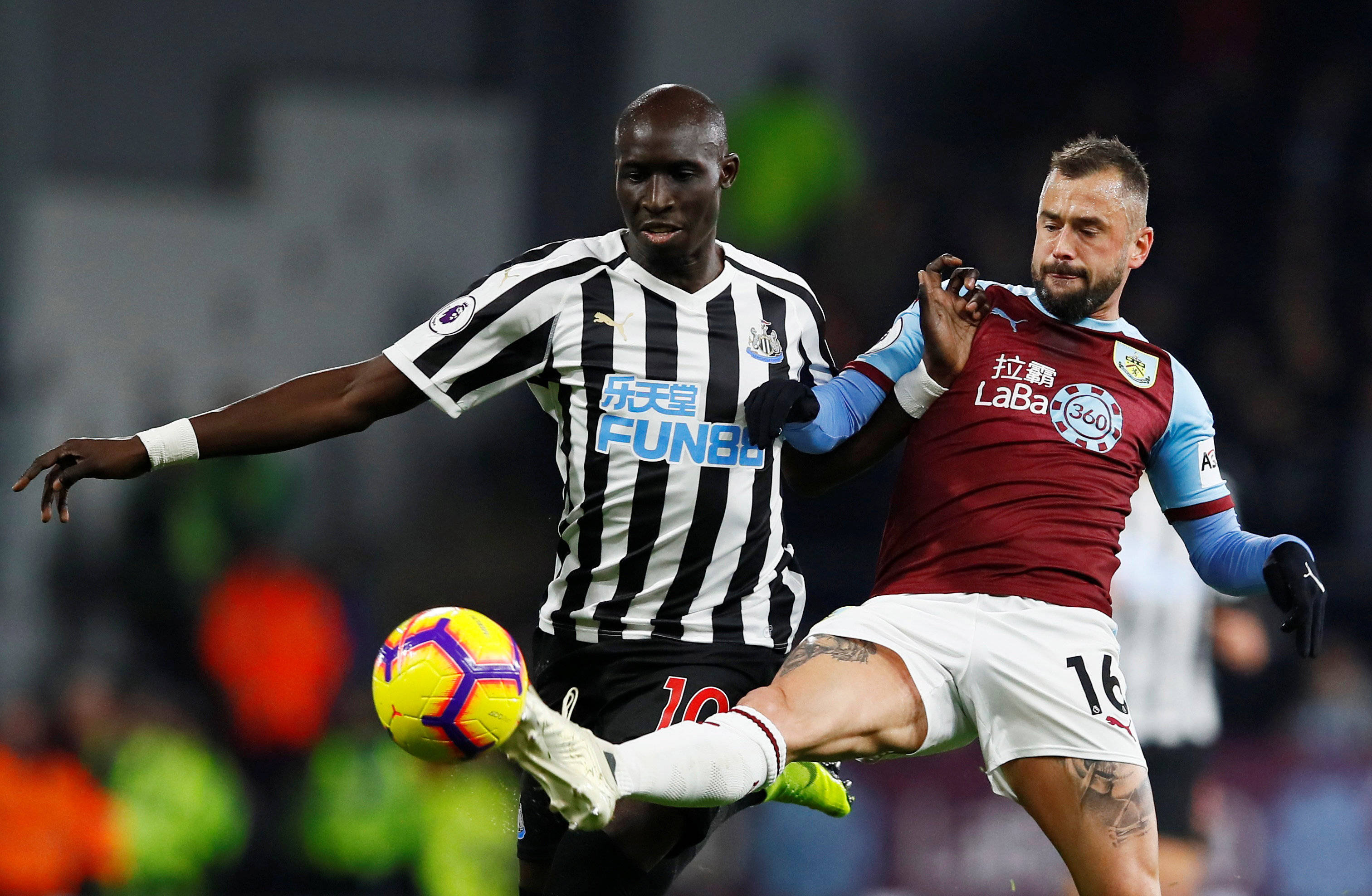 他在出手取 他在出手取