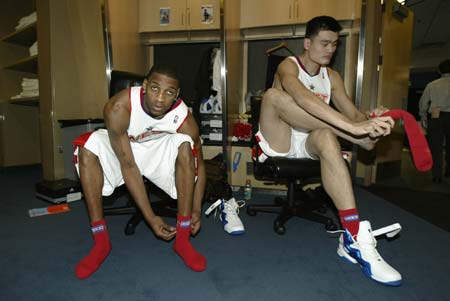 他仍经历了 他仍经历了